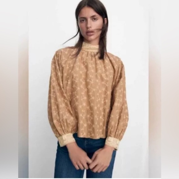 Zara Tops - Zara midnight macaroon Eva flower embro long sleeves blouse, size Small